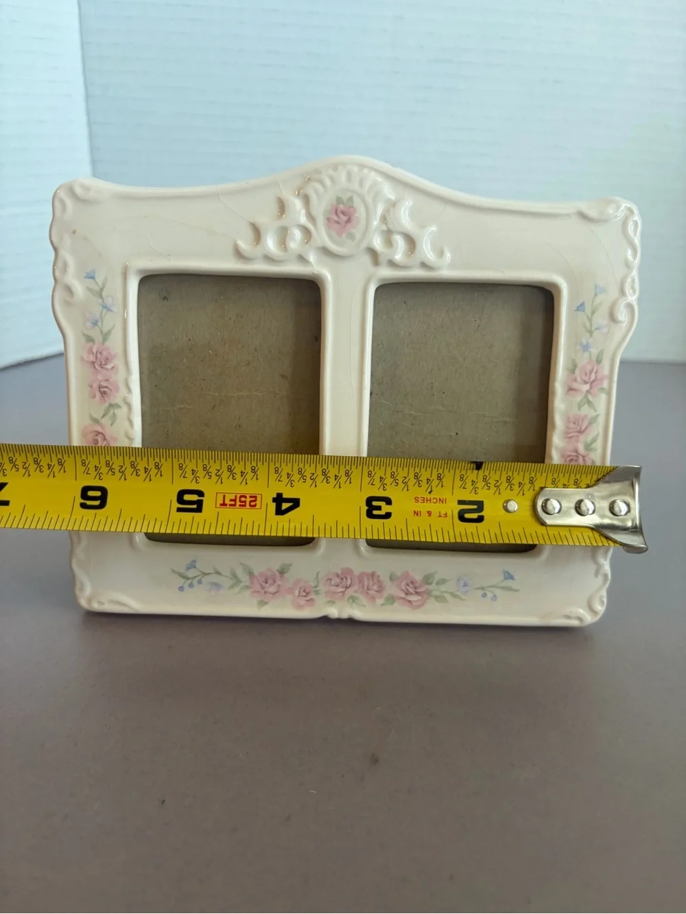 Vintage-Style Cream Double Photo Frame with Pink Rose Accents